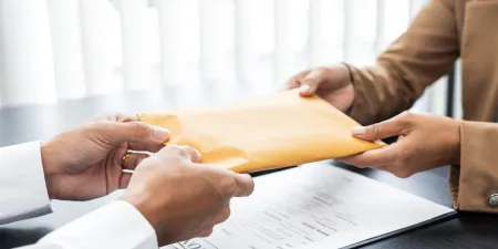 健康保険利用の場合、医師から同意書を交付